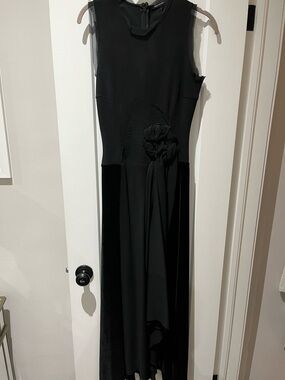 Elegant Black Sleeveless Dress - Sonia Speciale